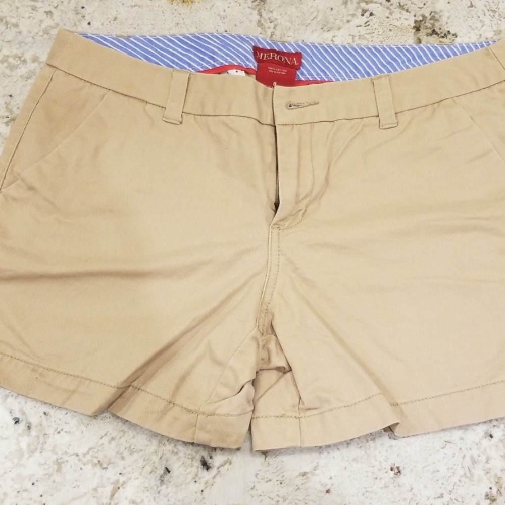 Beige shorts